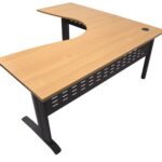 Rapid Span Corner Workstation 1500 x 1500 x 700mm Beech Top / Black Powder Coat 1500Mm X 1500Mm X 700Mm D X 730Mm H Unique Span Leg Frame